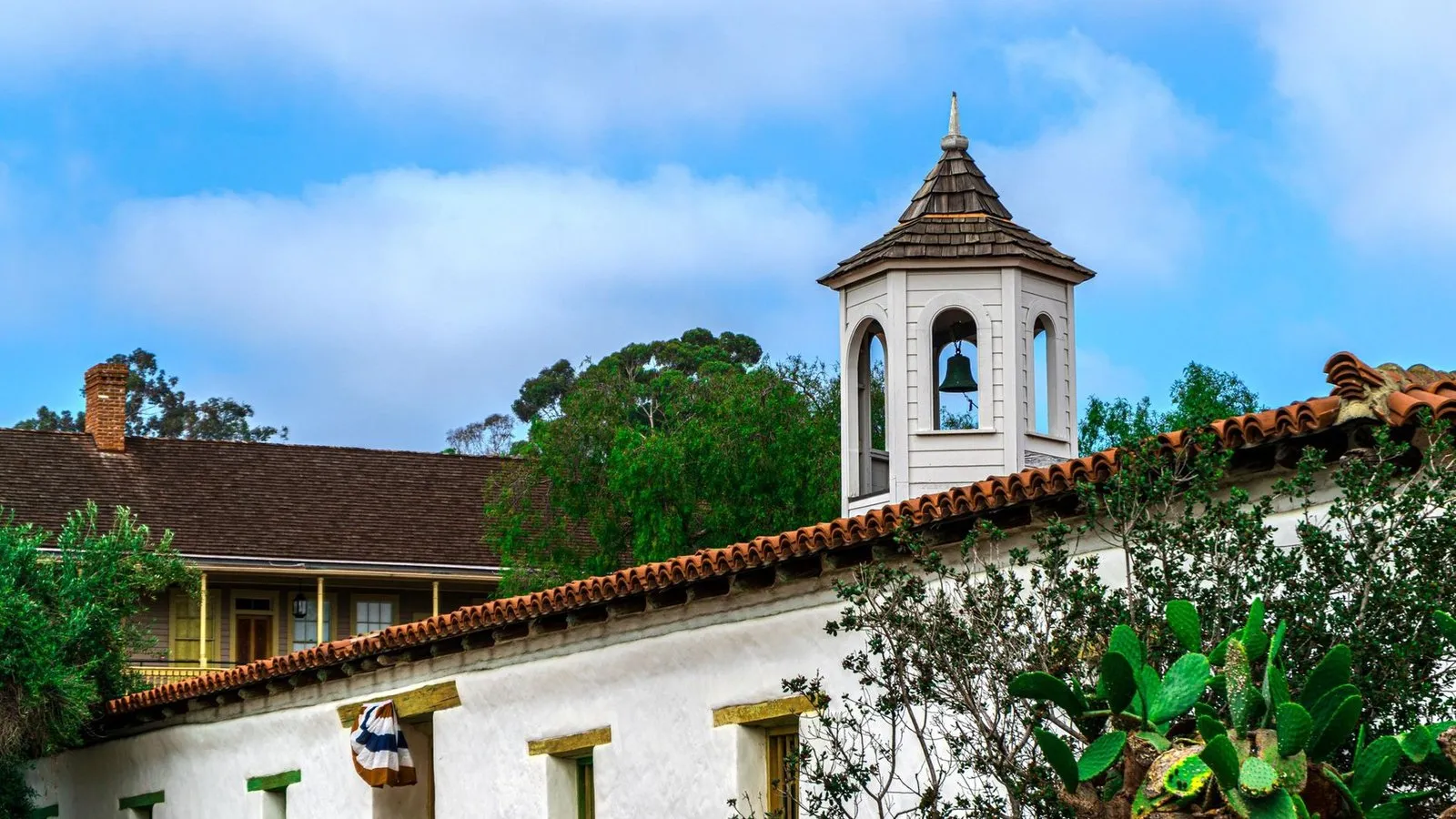 Carmel mission in carmel by the sea california